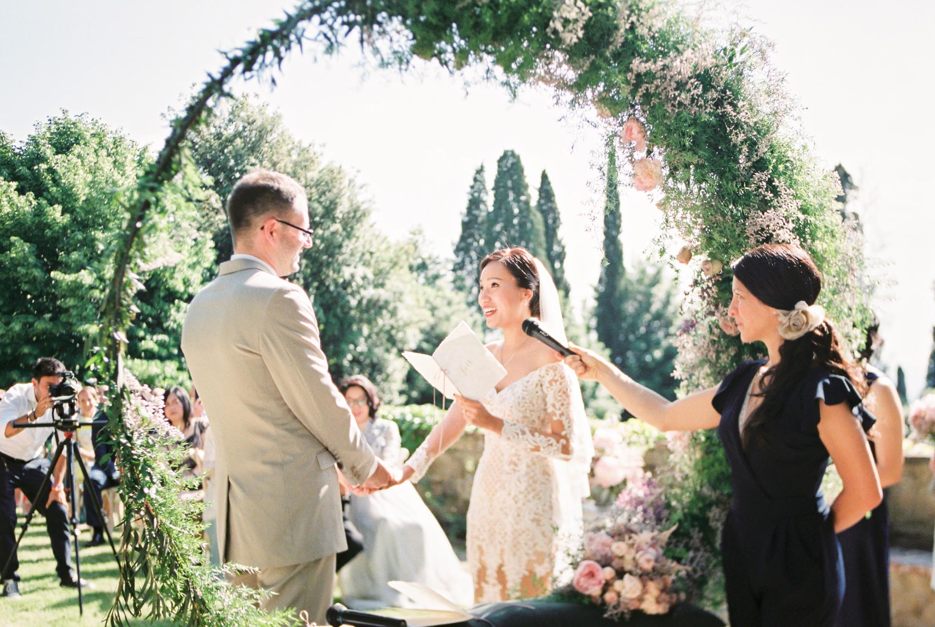 wedding officiant in Florence