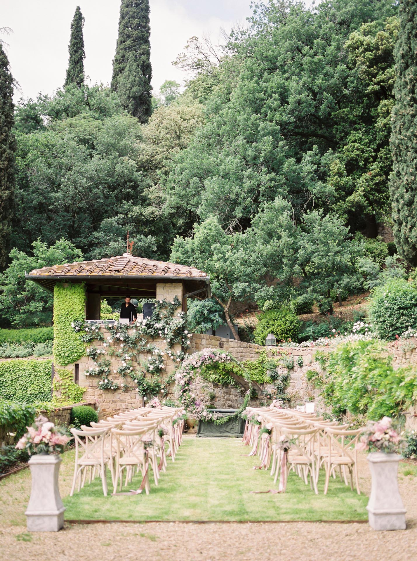 wedding planner and officiant in Florence