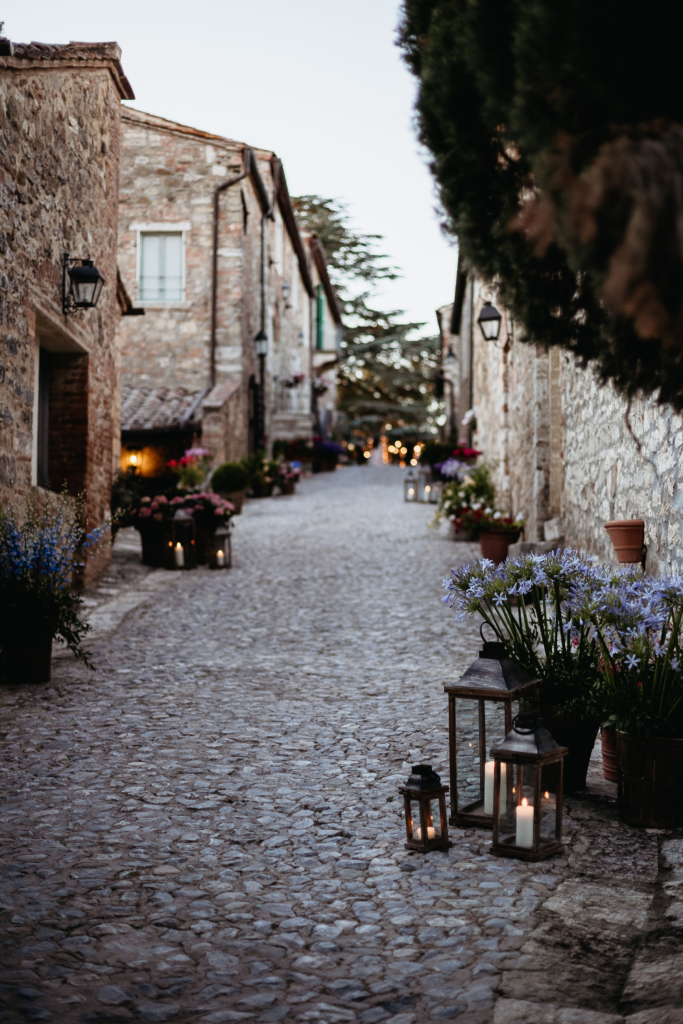 wedding tuscan borgo