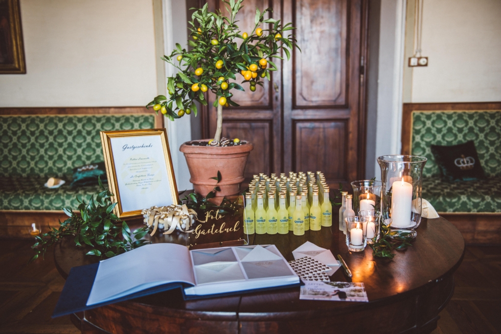 wedding guestbook Tuscany