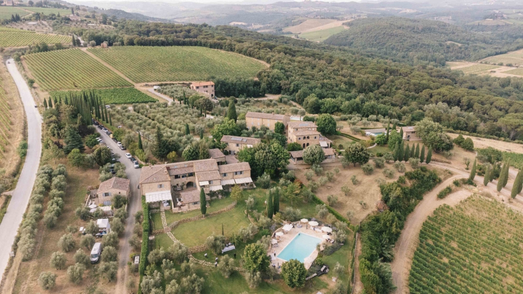 destination wedding planner in tuscany