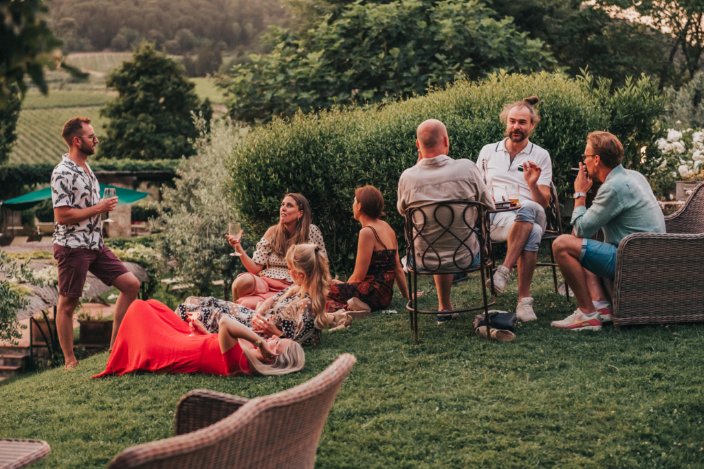 Start your three-day wedding in Tuscany with a BBQ night!